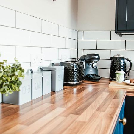 באת' Beautiful Character 3 Bed City Centre Apartment מראה חיצוני תמונה