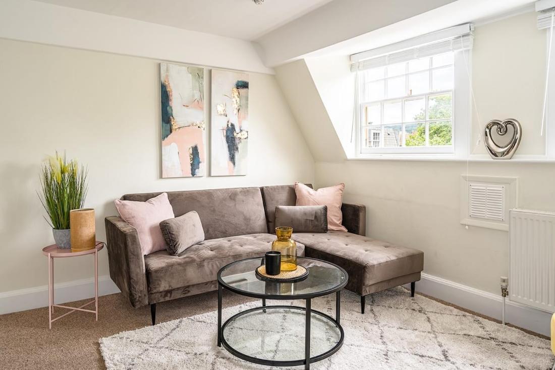 באת' Beautiful Character 3 Bed City Centre Apartment מראה חיצוני תמונה